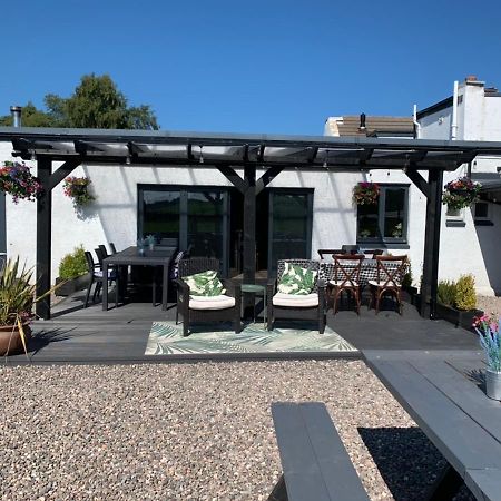 Pitlessie Inn And Pantry Купар Екстериор снимка